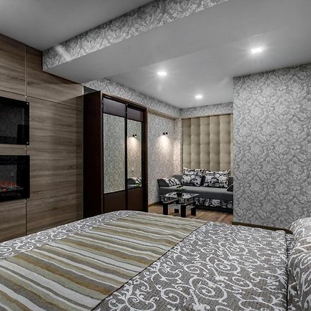 Apartment In The Center! Panoramic Windows! Fireplace! Кишинёв Экстерьер фото