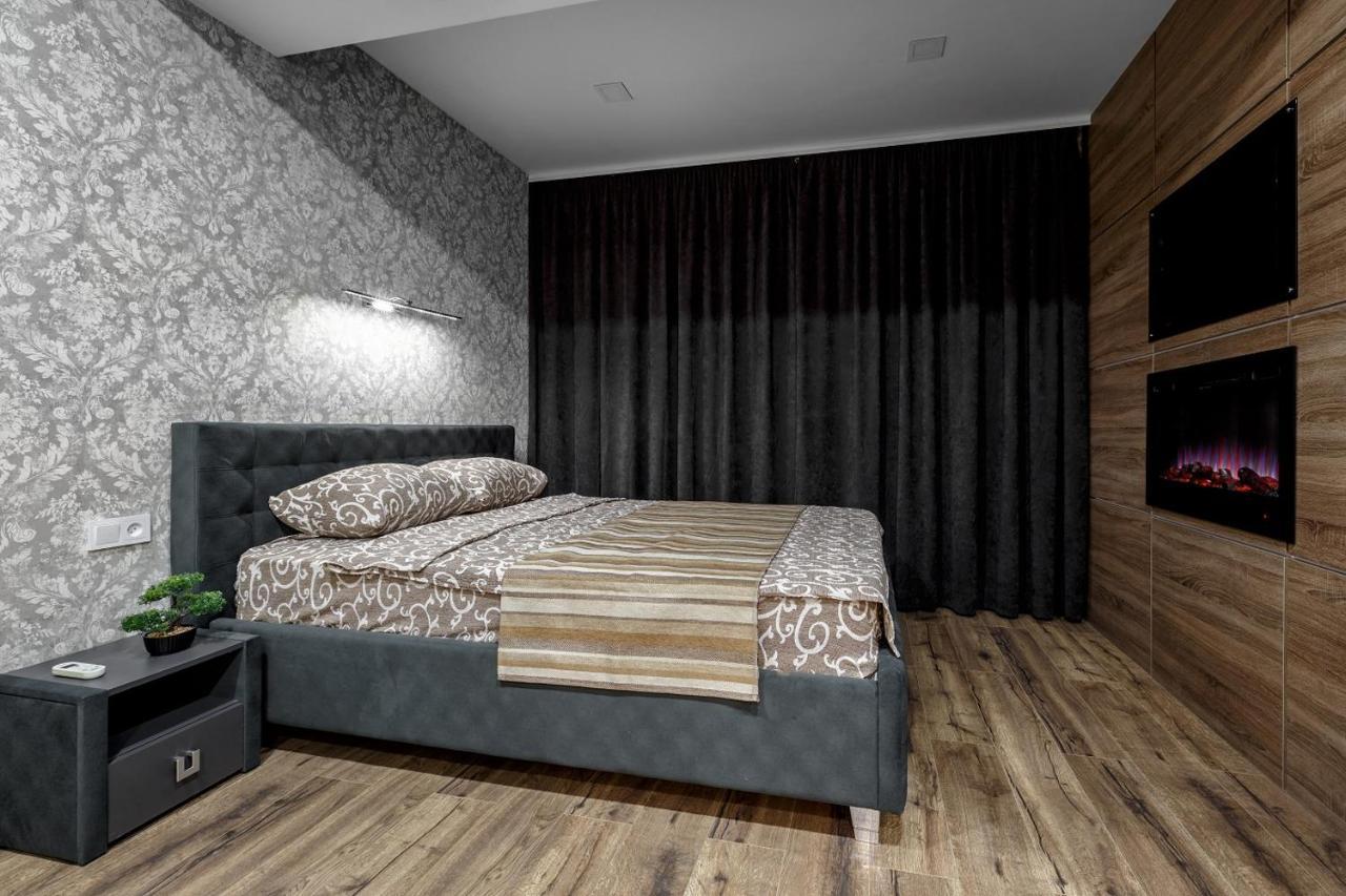 Apartment In The Center! Panoramic Windows! Fireplace! Кишинёв Экстерьер фото